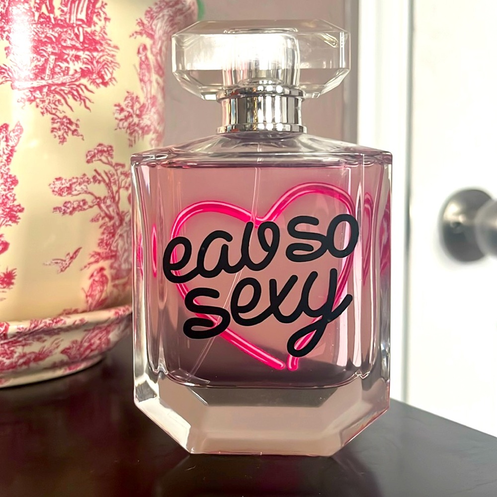 Victoria’s Secret Eau So Sexy 3.4 oz Perfume Spray, barely used - No Box